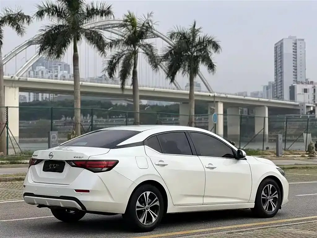 Nissan Sylphy 2023 из CN, фото 4