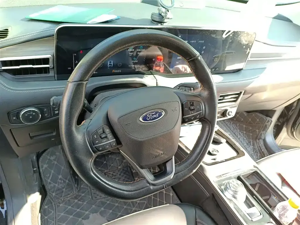 Ford Edge 2023 из CN, фото 3