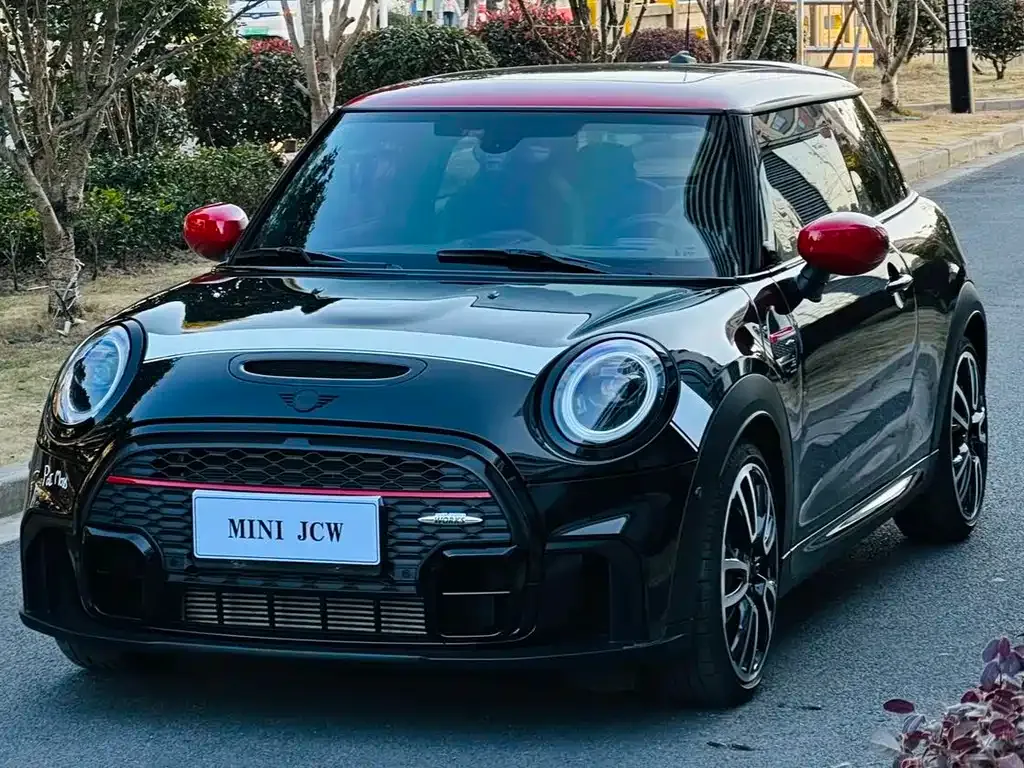 MINI JCW (John Cooper Works) 2022 из CN, фото 1