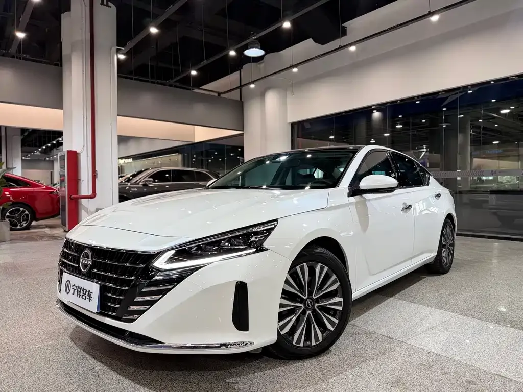 Nissan Teana 2023 из CN, фото 1