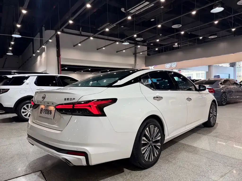 Nissan Teana 2023 из CN, фото 7
