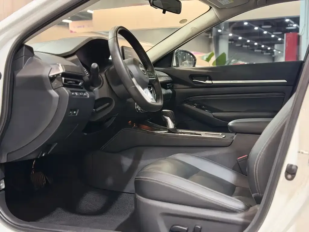 Nissan Teana 2023 из CN, фото 4