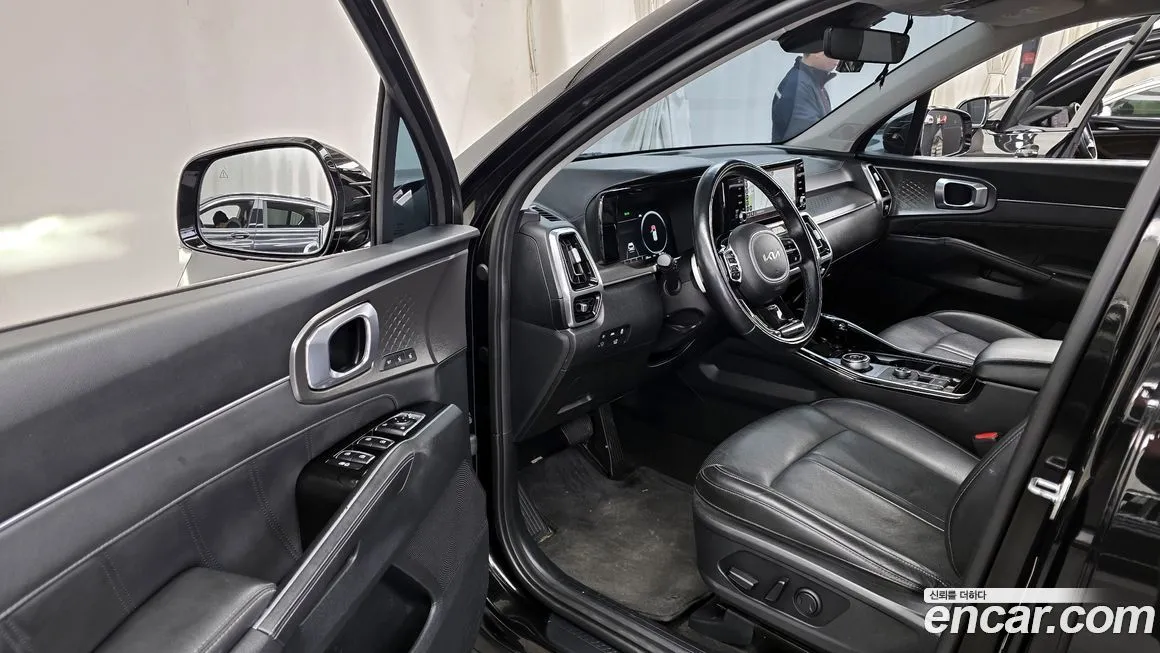 Kia Sorento — фото 7