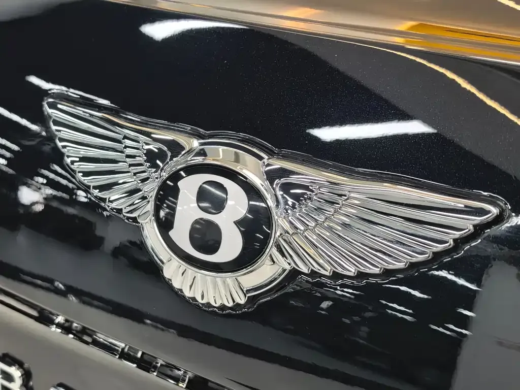 Bentley Flying Spur PHEV 2022 из CN, фото 10