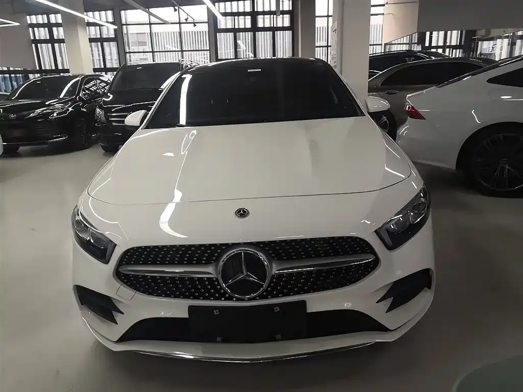 Mercedes-Benz A-Class 2023 из CN, фото 3