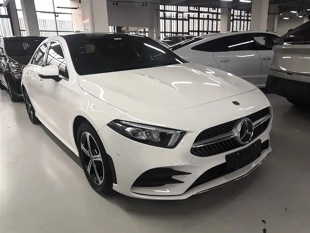 Mercedes-Benz A-Class 2023 из CN, фото 4