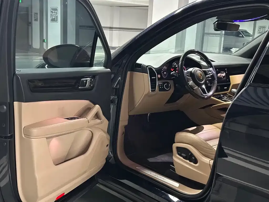 Porsche Cayenne 2022 из CN, фото 3
