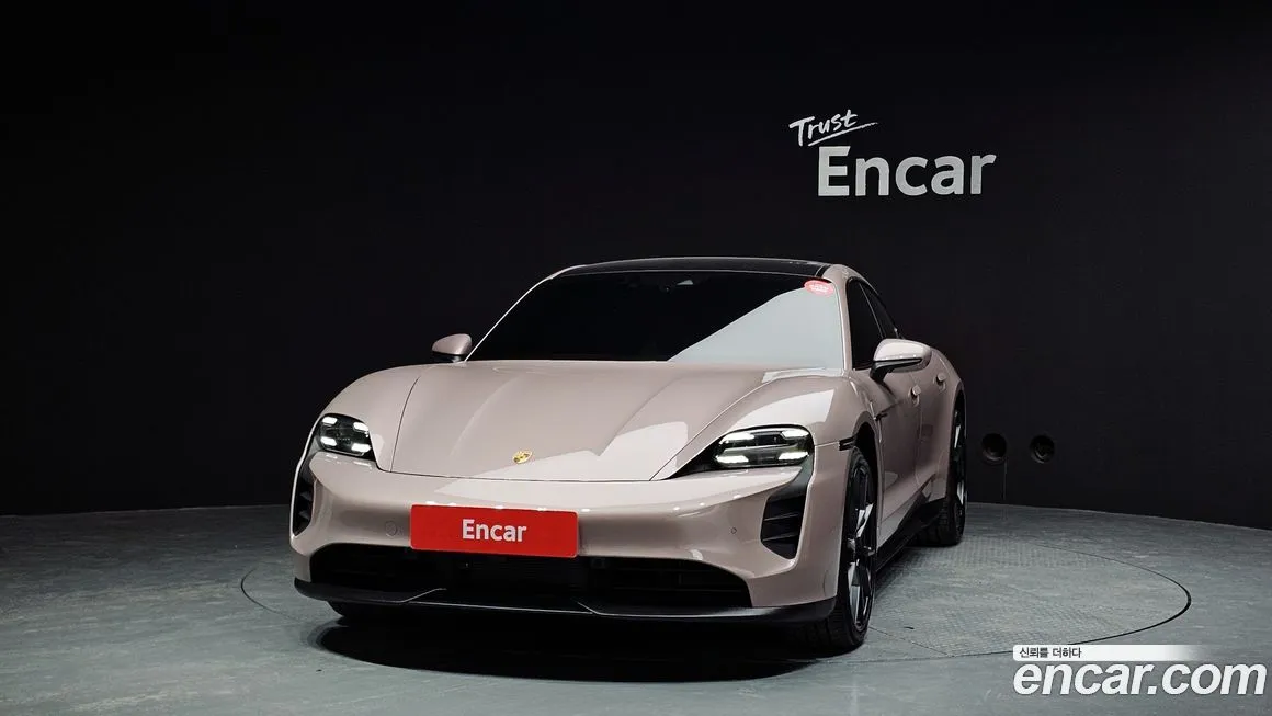 Porsche Taycan 2024 из KR, фото 4