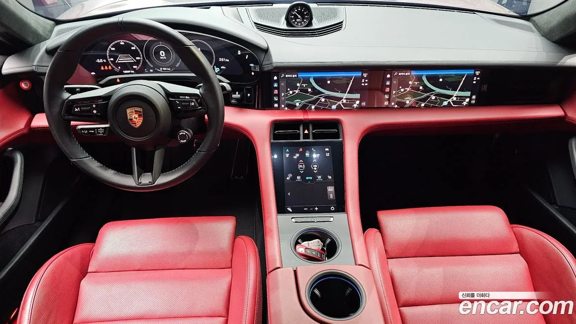 Porsche Taycan 2024 из KR, фото 10