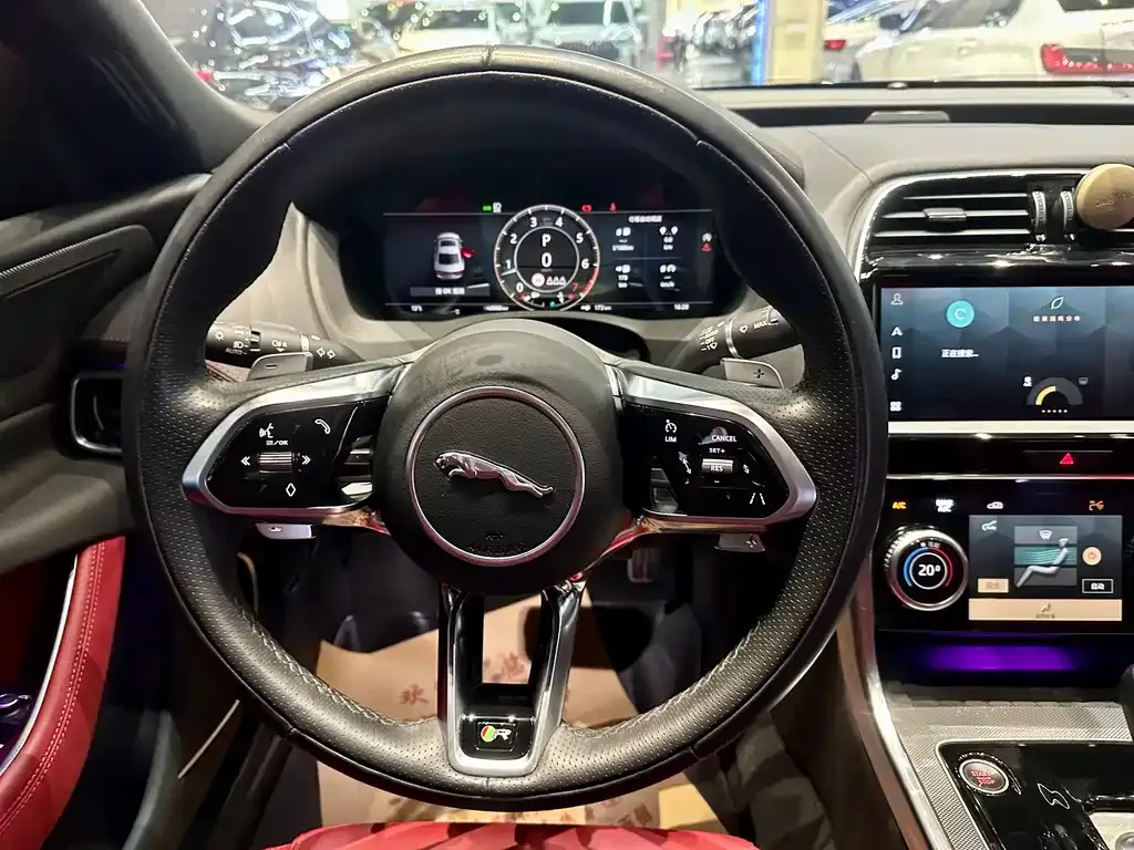 Jaguar XEL 2023 из CN, фото 9