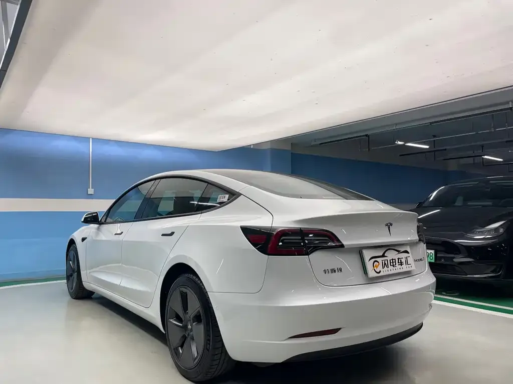 Tesla Model 3 2023 из CN, фото 2