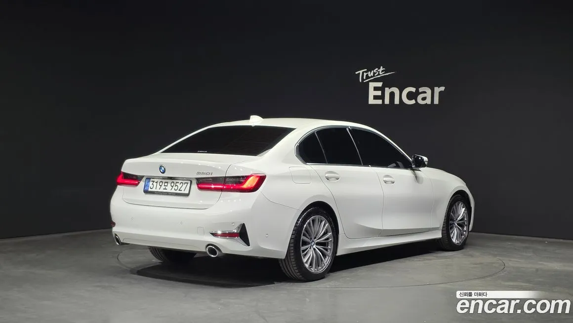 BMW 3-Series 2022 из KR, фото 3