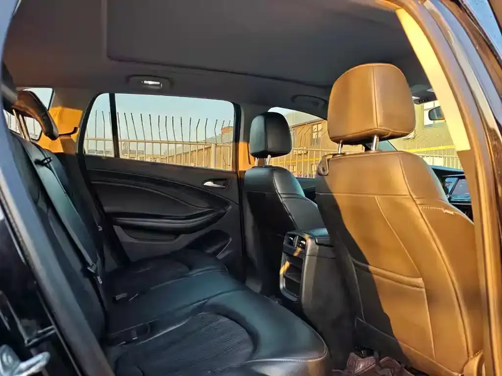 Buick Envision Plus 2021 из CN, фото 9