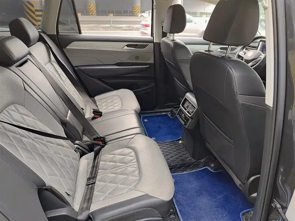 Volkswagen Tavendor 2023 из CN, фото 2