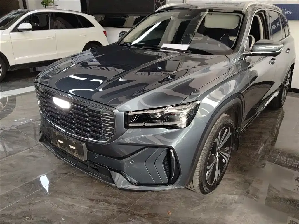 Geely Xingyue L — фото 1