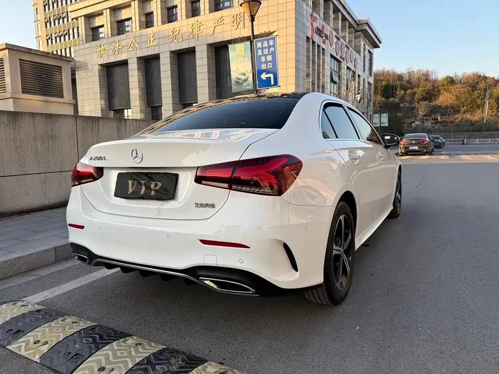 Mercedes-Benz A-Class 2023 из CN, фото 8