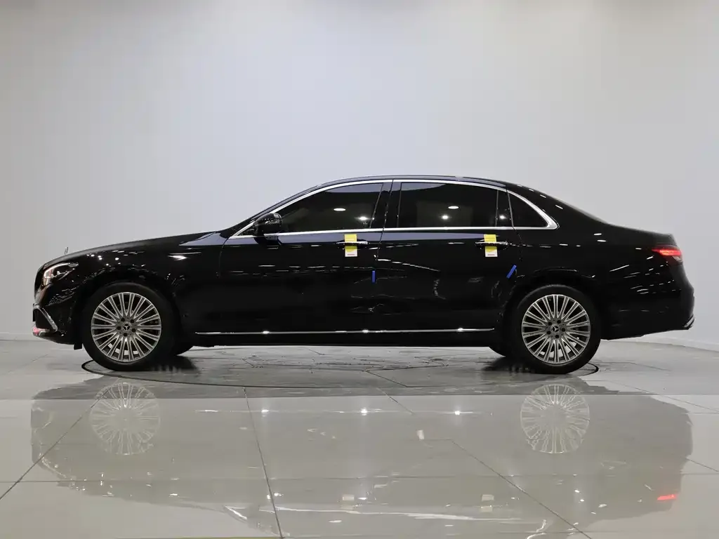 Mercedes-Benz E-Class 2022 из CN, фото 2