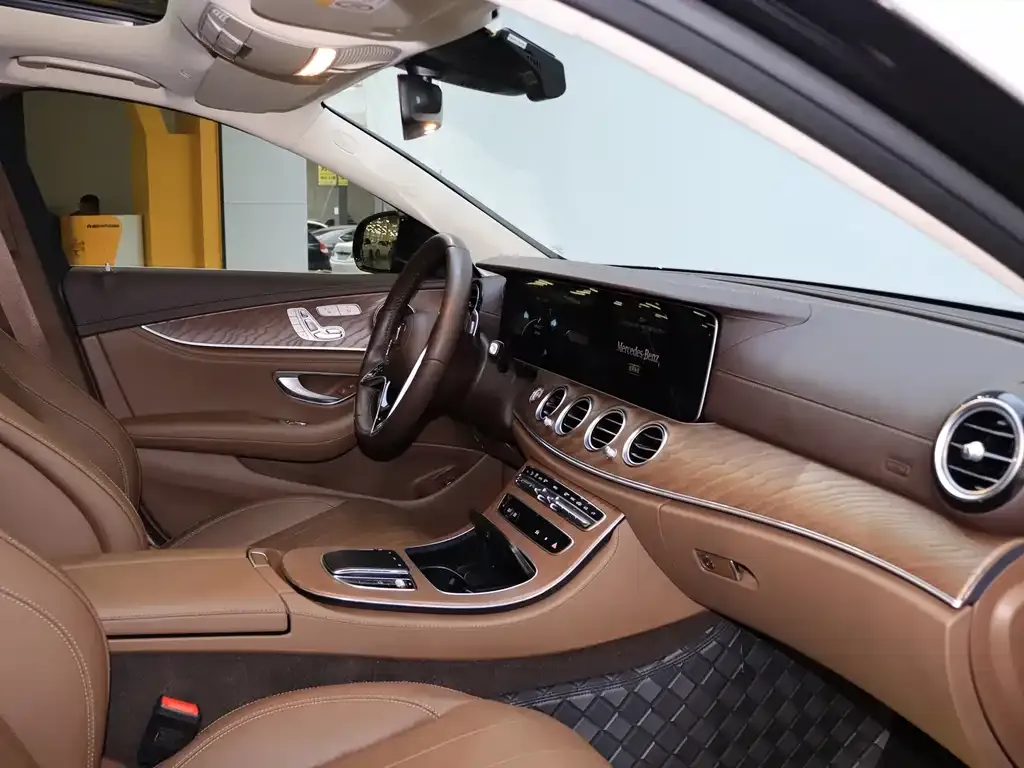 Mercedes-Benz E-Class 2022 из CN, фото 6