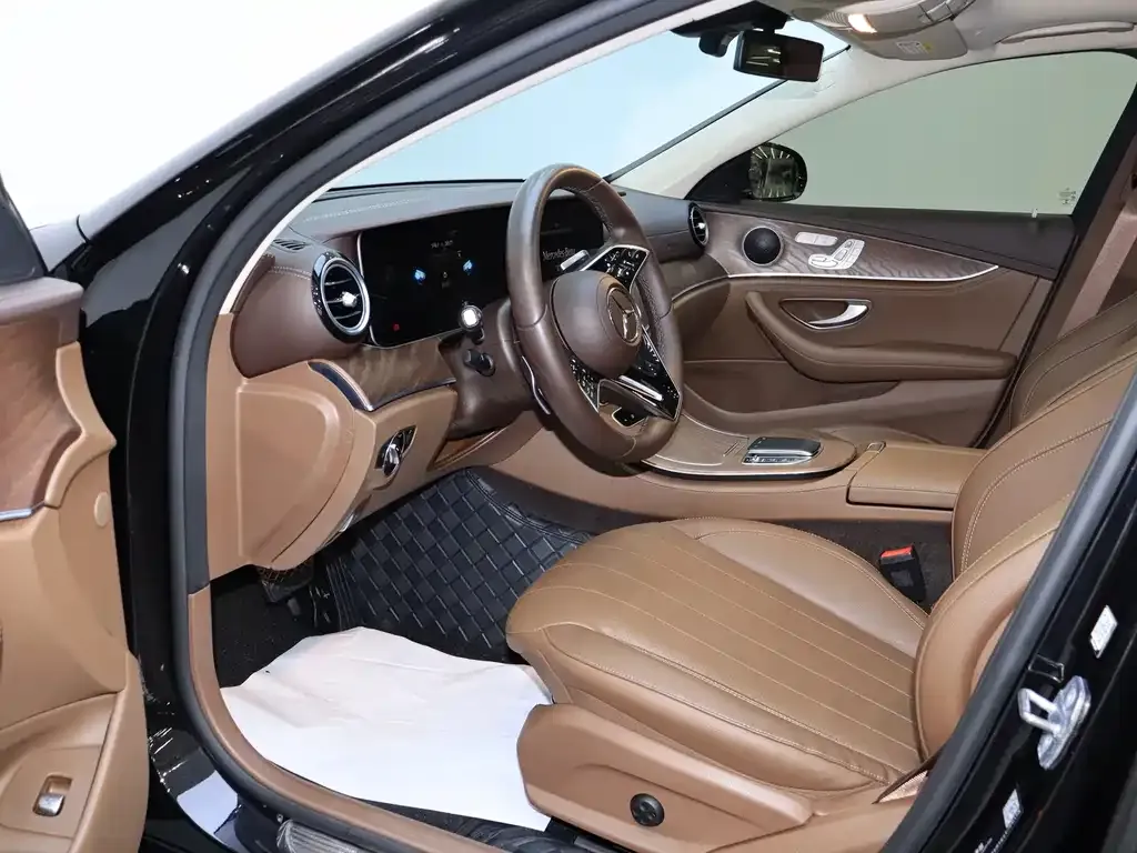 Mercedes-Benz E-Class 2022 из CN, фото 8