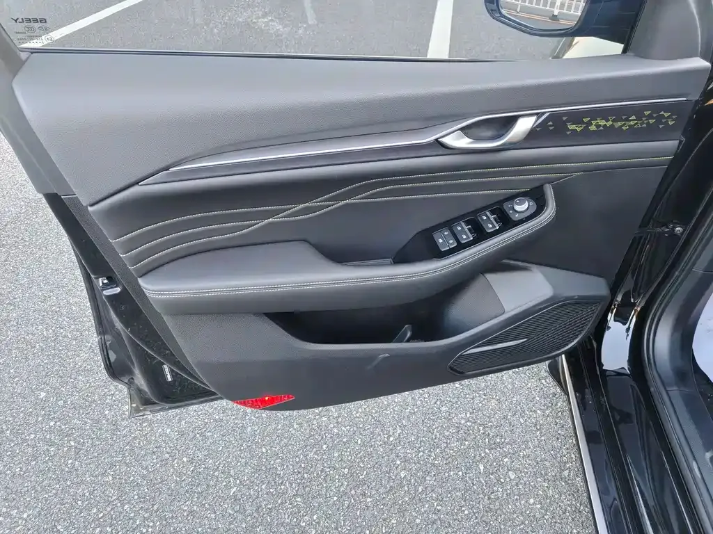 Geely Xingrui 2024 из CN, фото 3