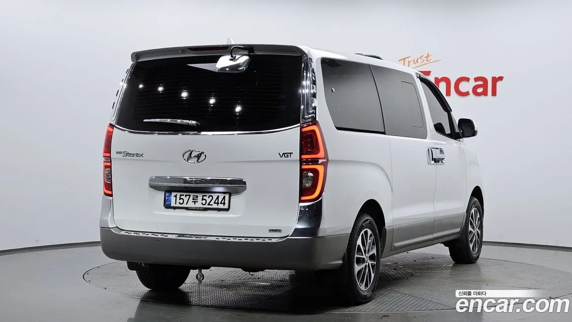 Hyundai Starex 2021 из KR, фото 2