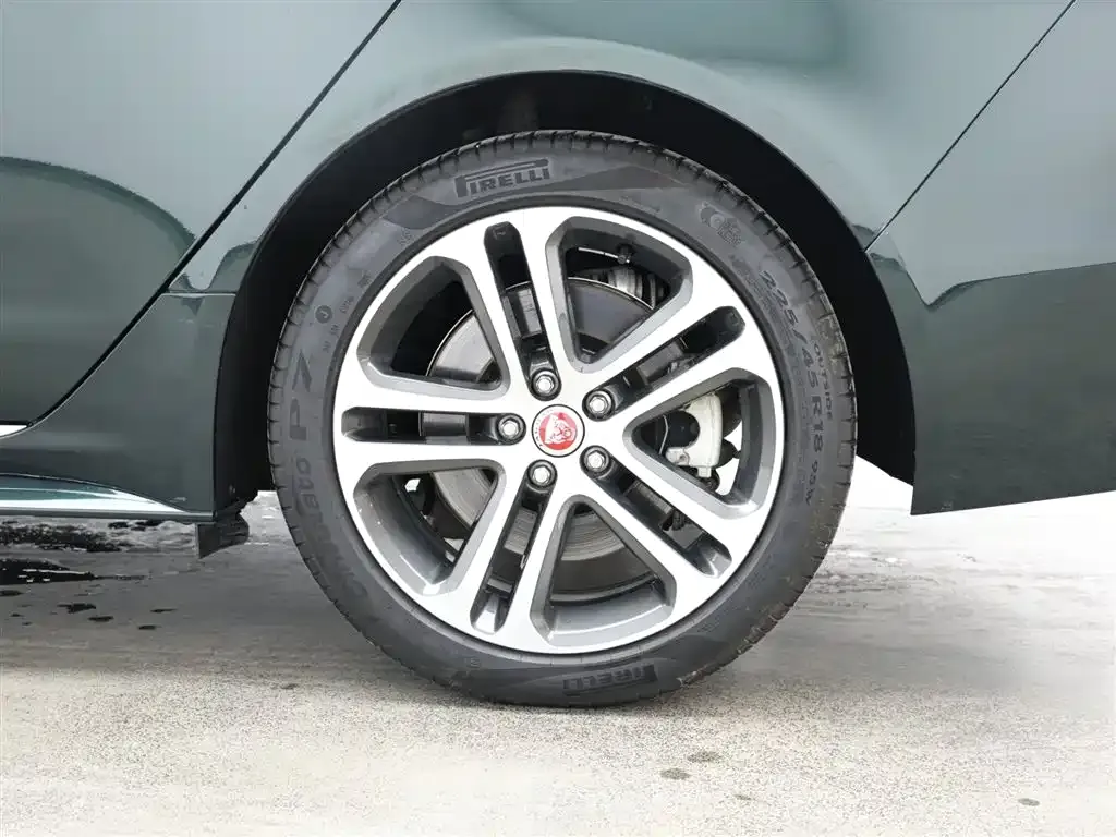 Jaguar XEL 2024 из CN, фото 8