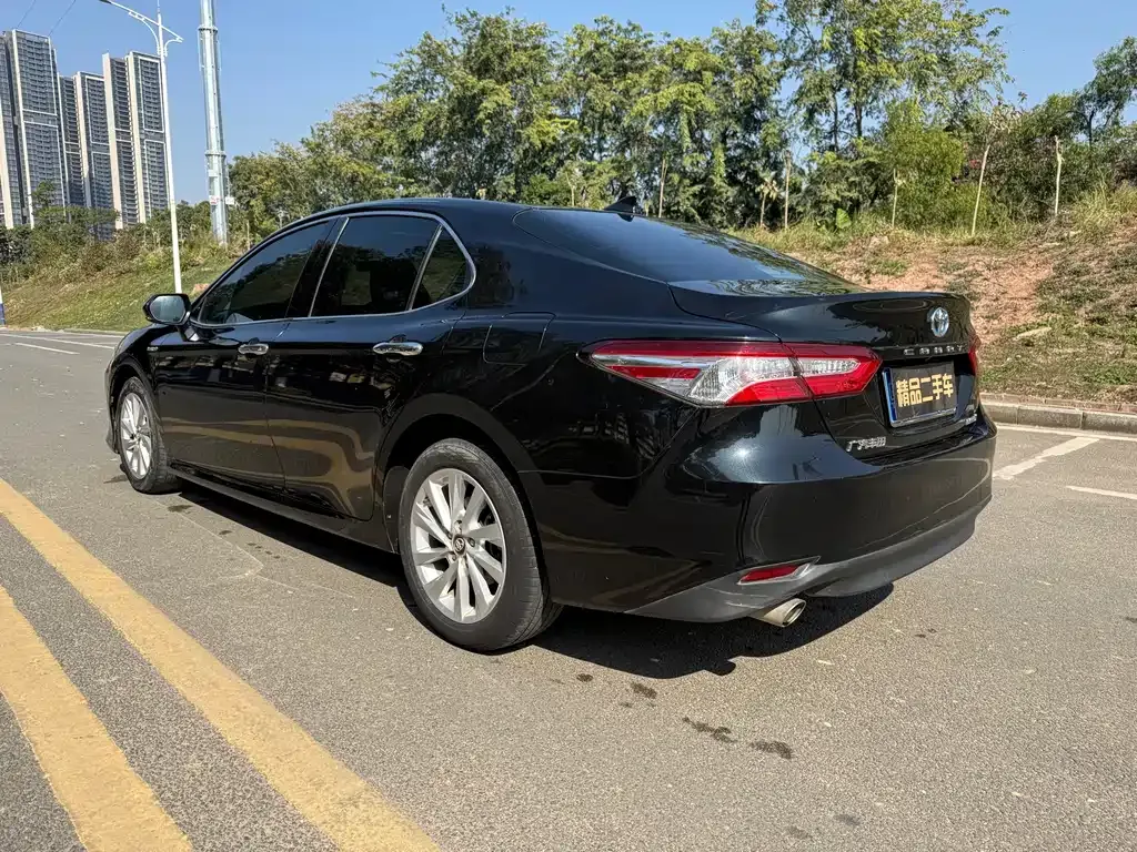 Toyota Camry 2021 из CN, фото 7