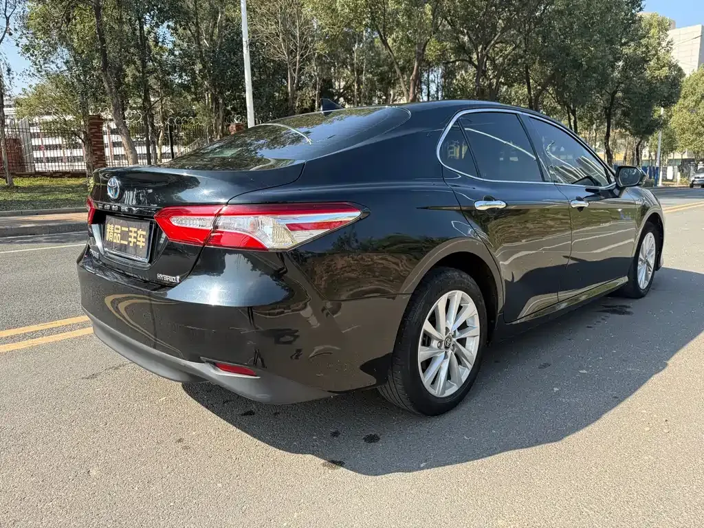 Toyota Camry 2021 из CN, фото 10