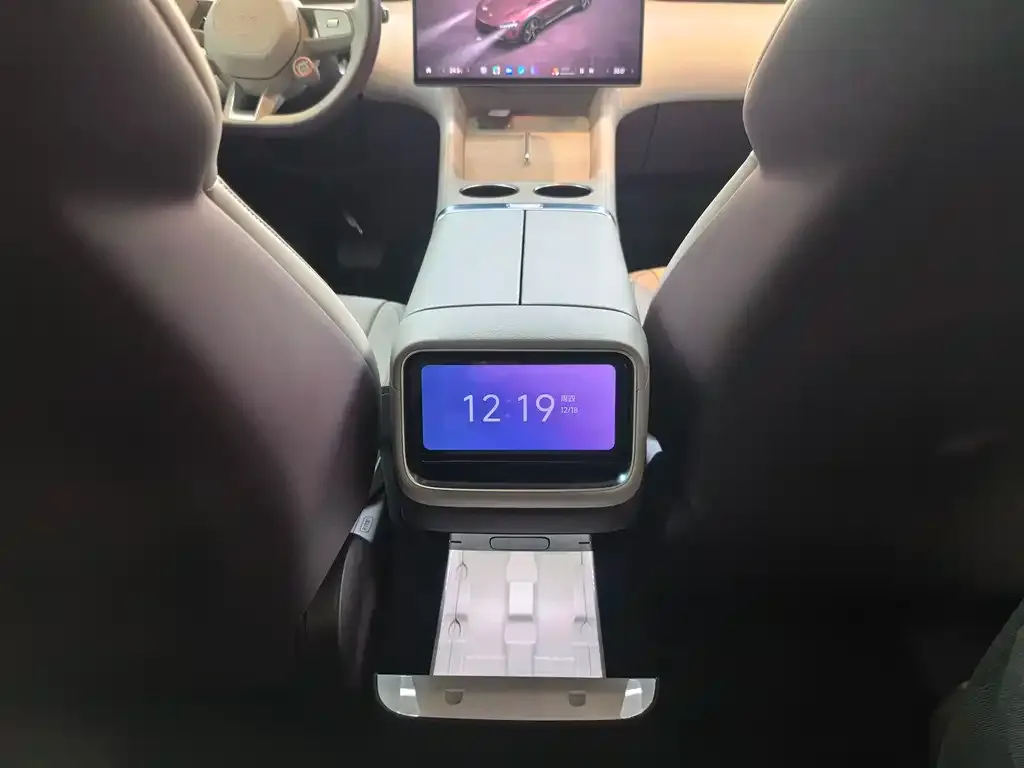 Xiaomi YU7 2025 из CN, фото 2