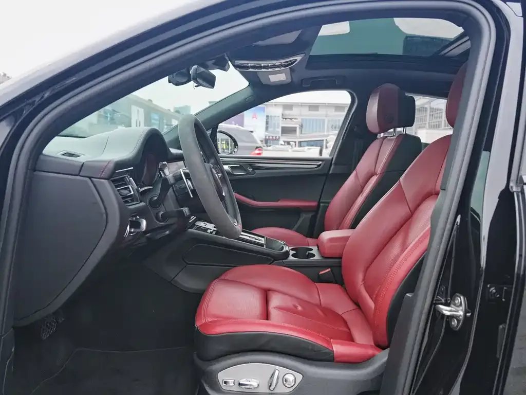 Porsche Macan 2023 из CN, фото 9