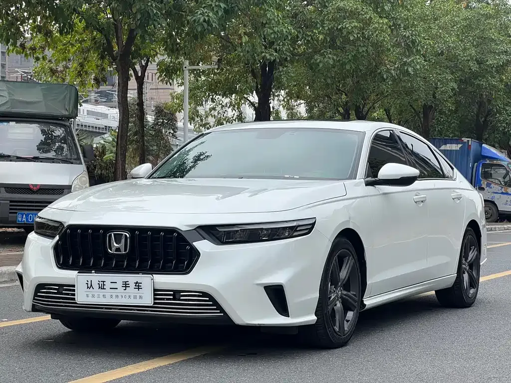 Honda Inspire — фото 1