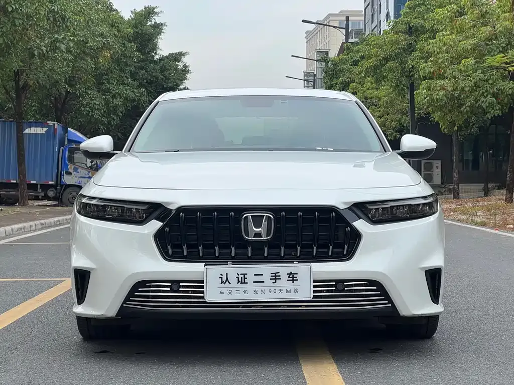 Honda Inspire — фото 2
