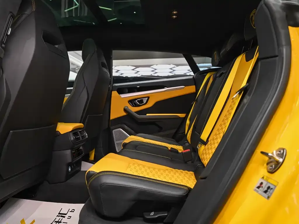 Lamborghini Urus 2022 из CN, фото 7