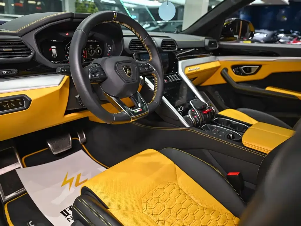 Lamborghini Urus 2022 из CN, фото 10