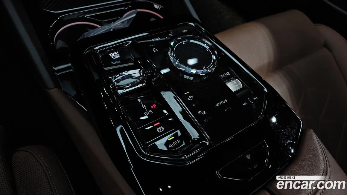 BMW 5-Series 2024 из KR, фото 9