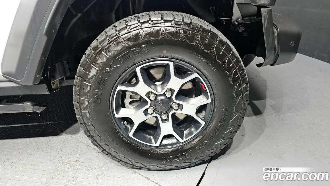 Jeep Wrangler 2022 из KR, фото 7
