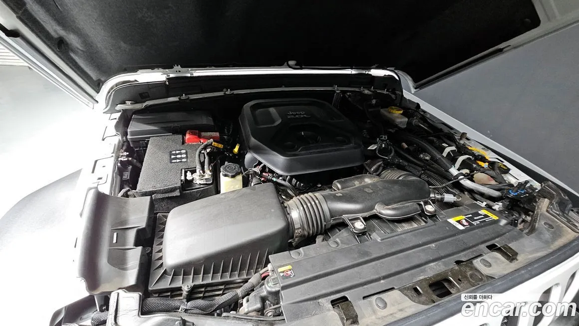 Jeep Wrangler 2022 из KR, фото 10