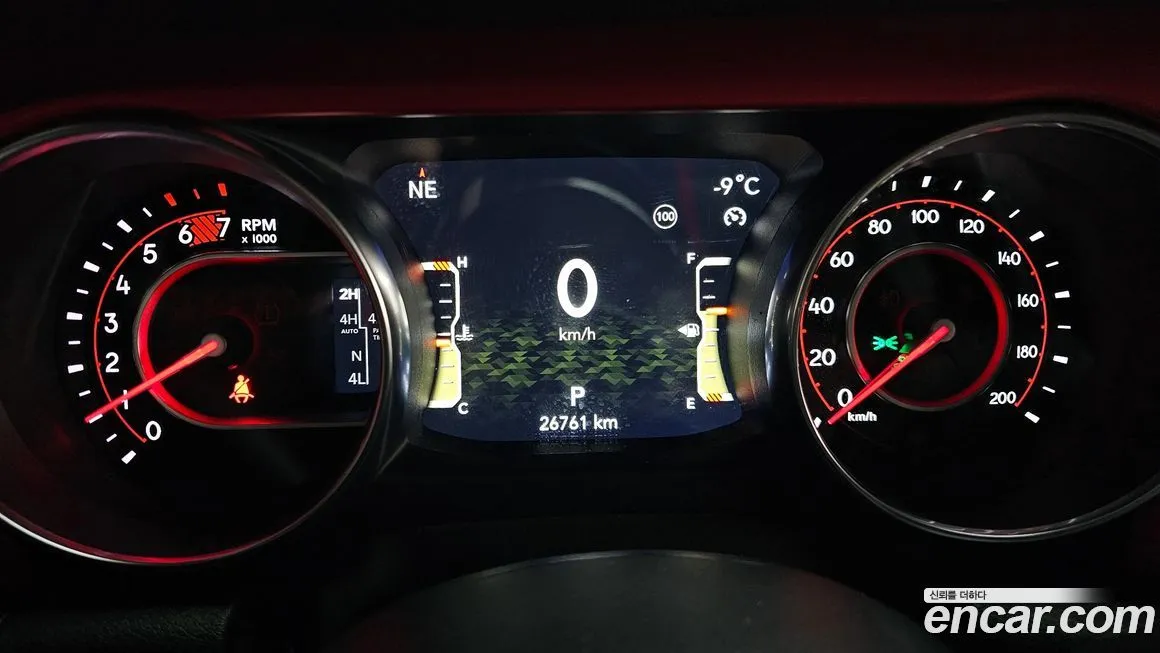 Jeep Wrangler 2022 из KR, фото 4