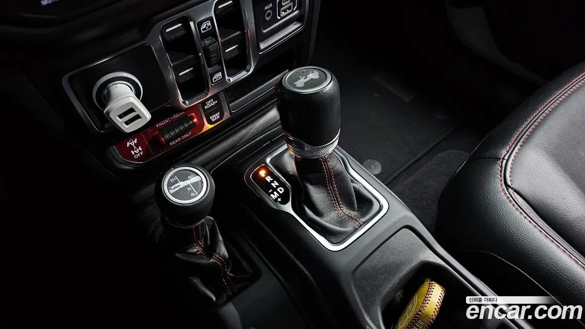 Jeep Wrangler 2022 из KR, фото 8