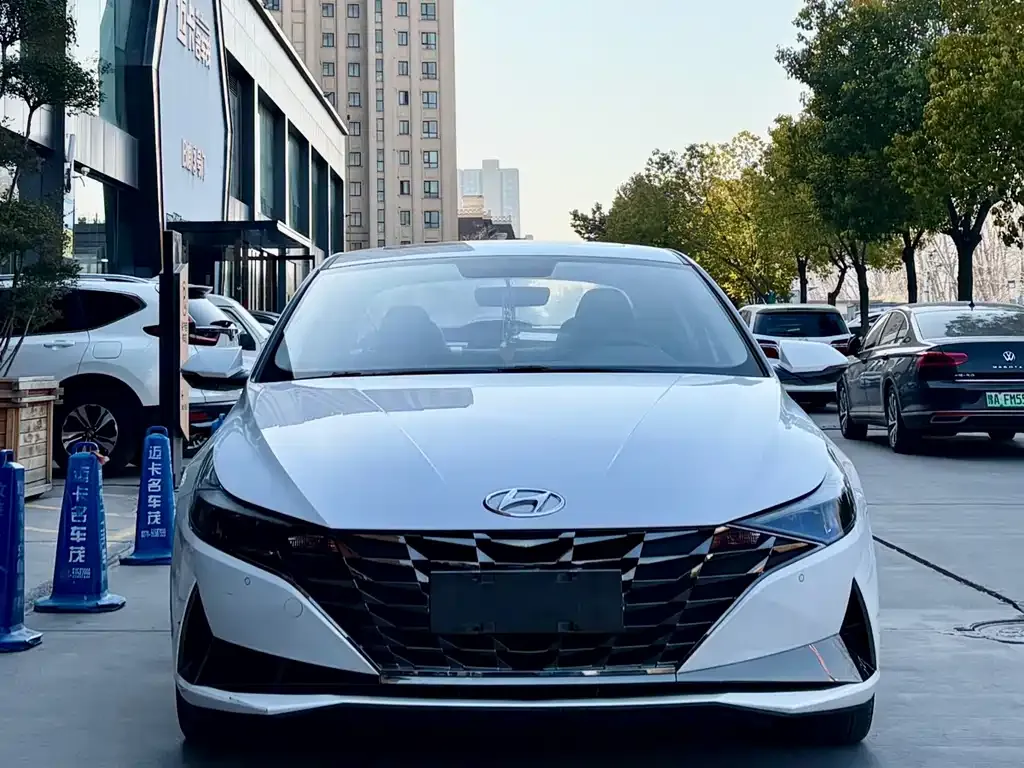 Hyundai Elantra 2021 из CN, фото 3