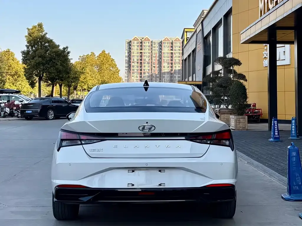 Hyundai Elantra 2021 из CN, фото 4