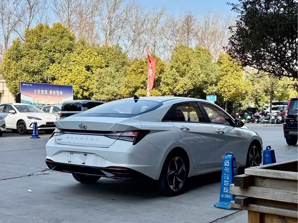 Hyundai Elantra 2021 из CN, фото 6