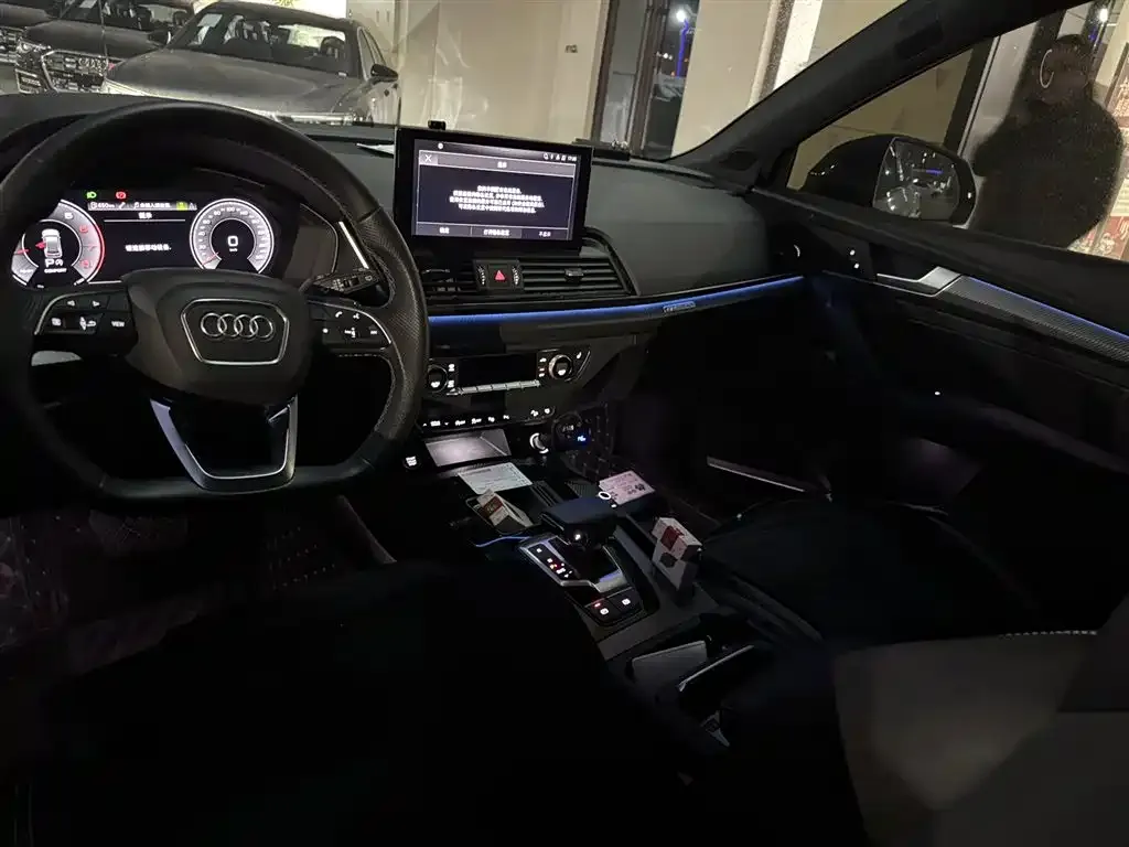 Audi Q5L Sportback 2021 из CN, фото 3