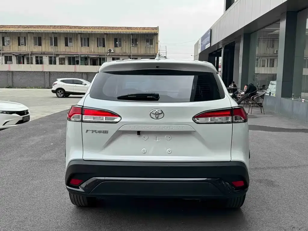 Toyota Frontlander 2022 из CN, фото 8