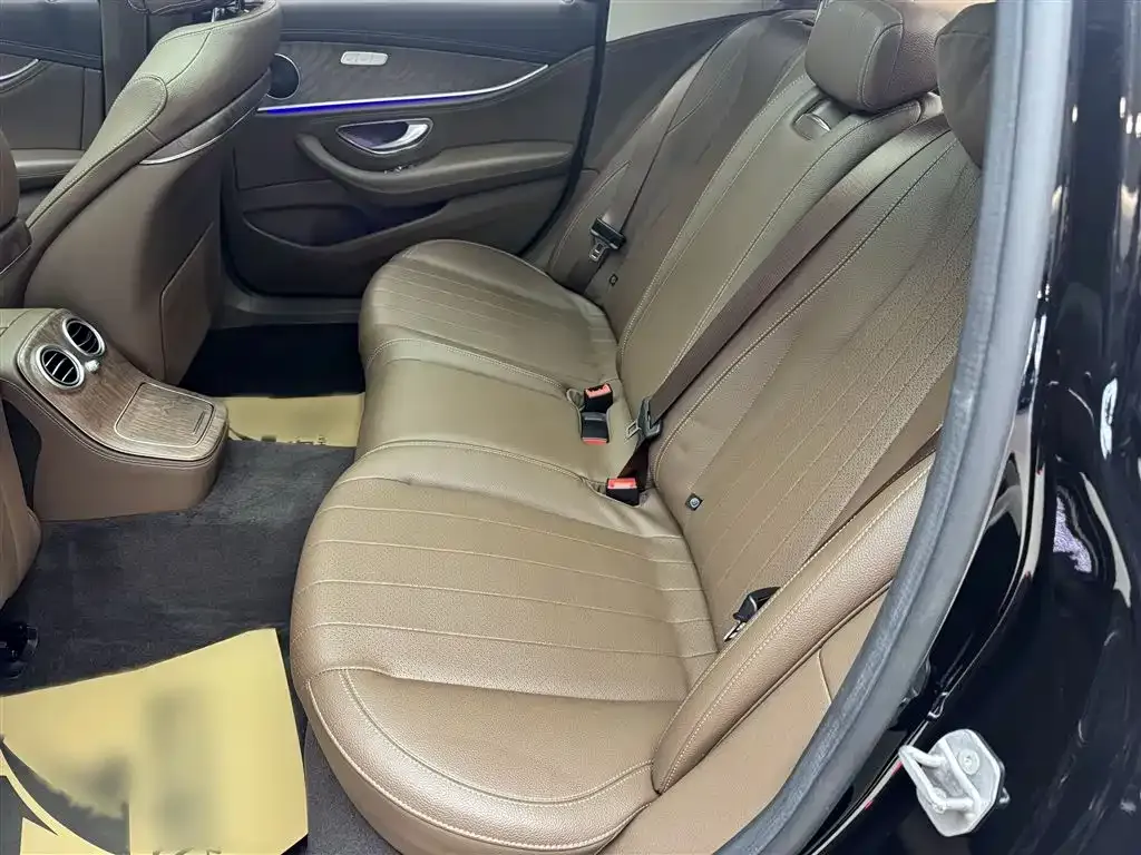 Mercedes-Benz E-Class 2022 из CN, фото 3