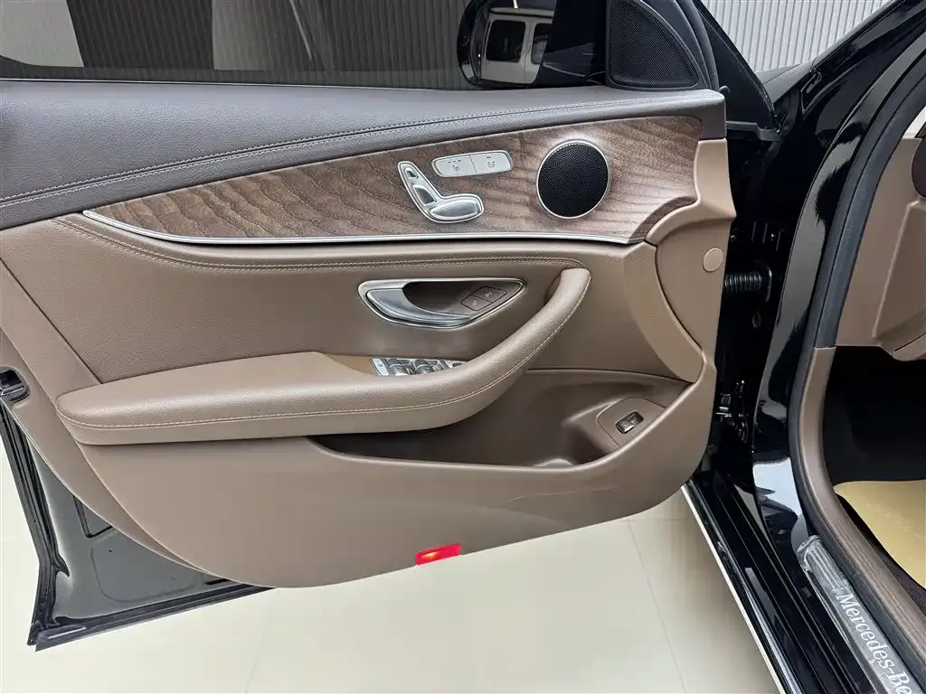 Mercedes-Benz E-Class 2022 из CN, фото 9