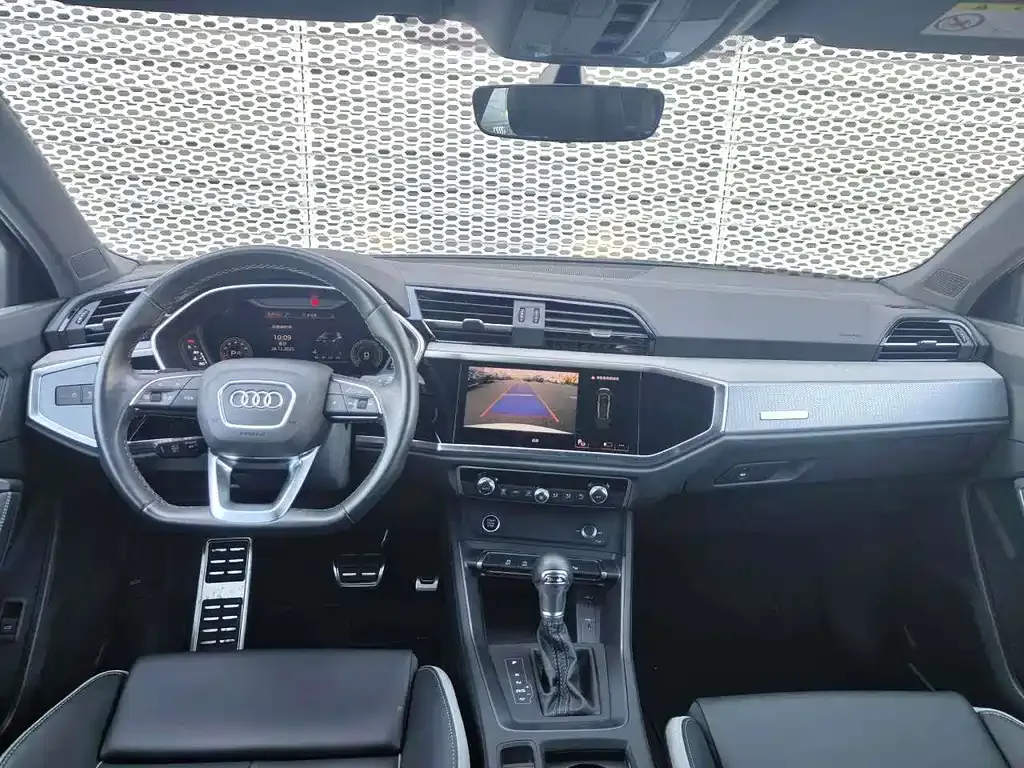 Audi Q3 2024 из CN, фото 9