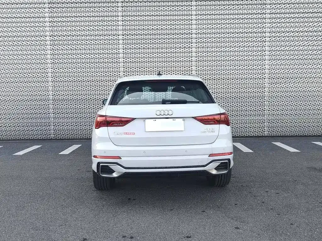 Audi Q3 2024 из CN, фото 10