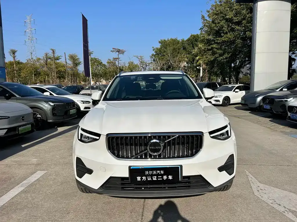 Volvo XC40 2024 из CN, фото 7