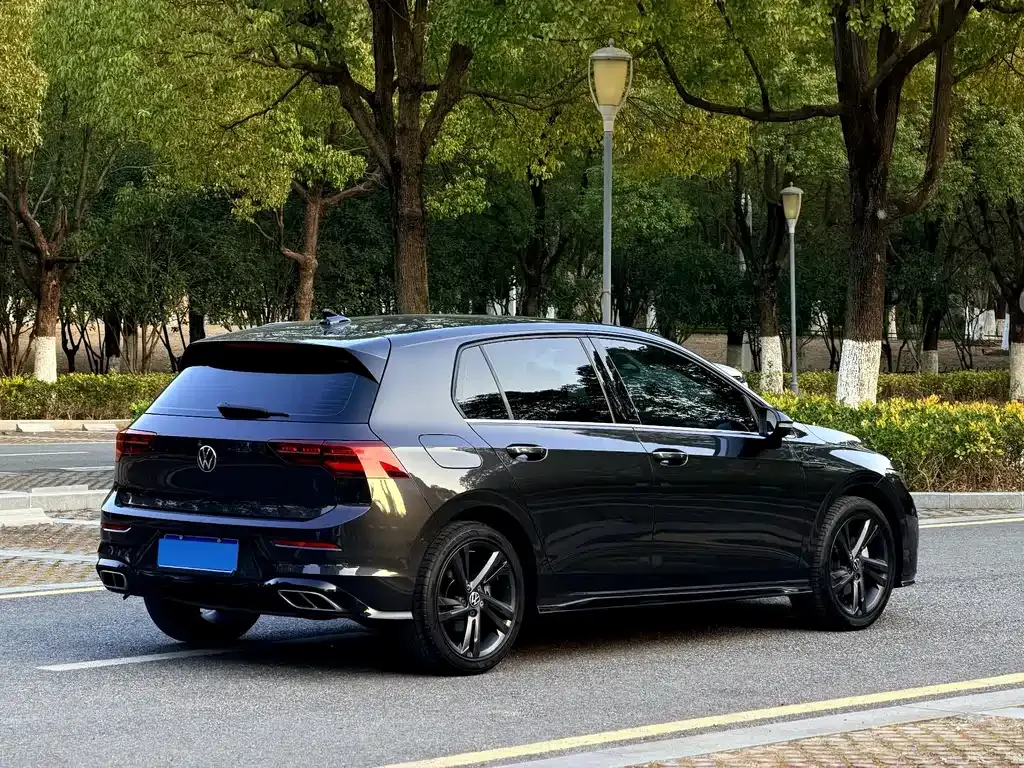 Volkswagen Golf 2021 из CN, фото 4